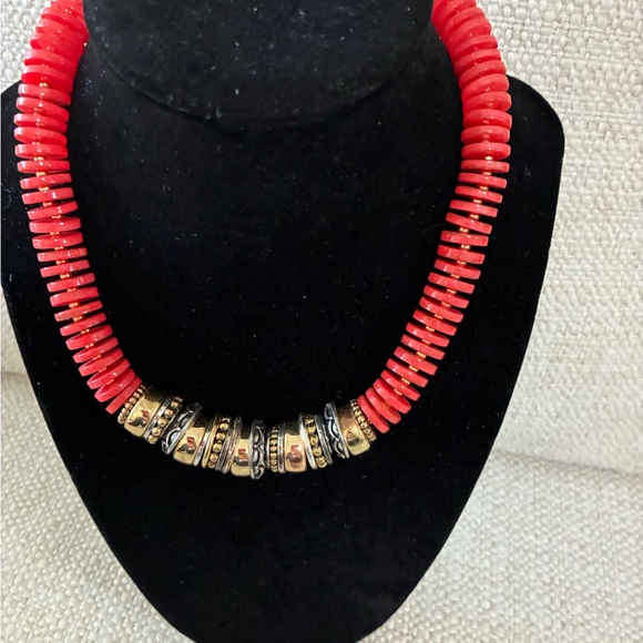 EUC Dana Buchman Red and Gold Tone w CrystalsCoral Beaded Necklace - Picture 5 of 10